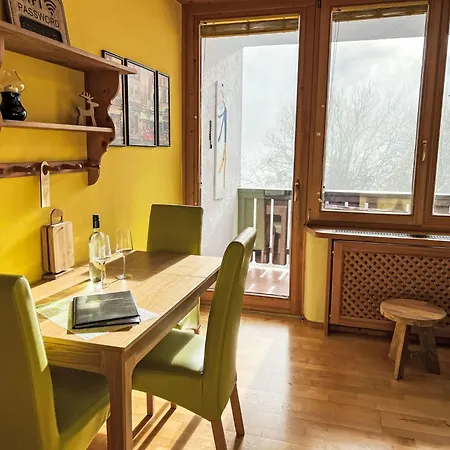 Sunshine Top 12 By Interhome